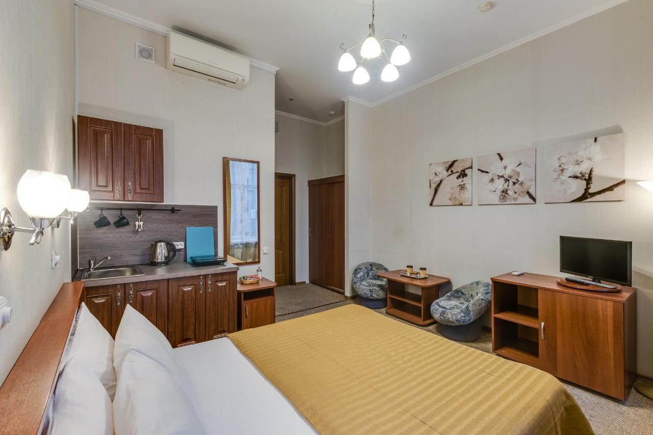 Travelto Griboedova 37 Apartment เซนต์ปีเตอร์สเบิร์ก ภายนอก รูปภาพ